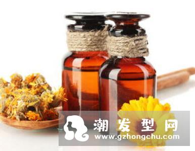烫头发后掉头发怎么办 药水味怎么去除