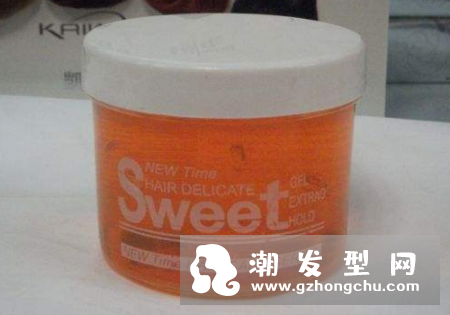 啫喱膏和弹力素哪个先用 有什么区别