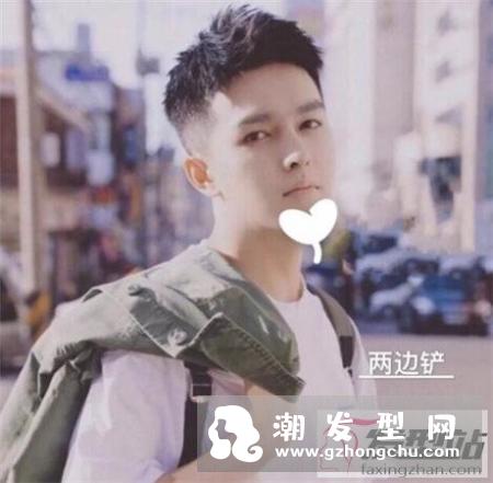 在校男生的不染不烫发型 最有态度的学生发型