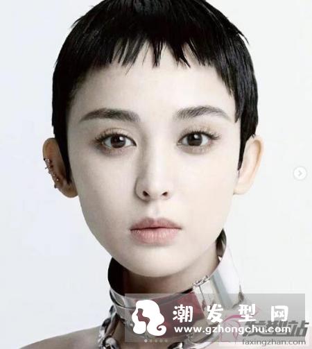 果然没有最短,只有更短!今年女星们纷纷换上