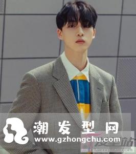 男生时尚小奶狗发型 打造乖巧温柔暖男