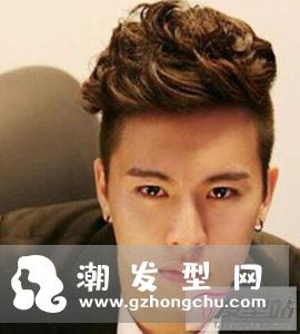 适合自然卷男生的短发发型有哪些