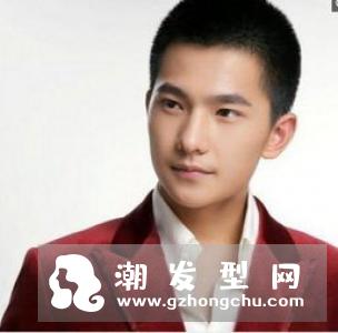 杨梅头适合短发吗 和圆寸的区别