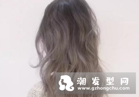 亚麻色掉色后会变成什么颜色 和黑茶色有什么区别