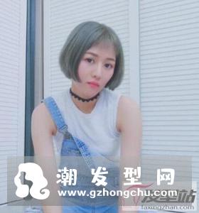 时髦女生短发发型 一刀切短发独特显潮范