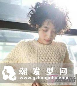 短发爆炸头发型 个性显发量回头率高