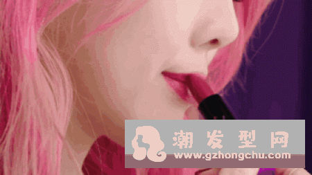 可爱教主杨丞琳人前人后造型亮丽,想不到私底下的她不爱洗头,连做完剧烈运动,满