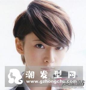 适合女生的斜庞克发型 洒脱有个性比男生还帅