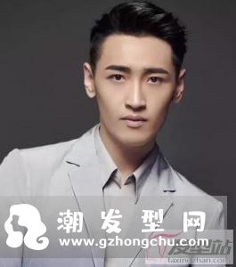 适合轻熟男的发型 简约帅气尽显男人味