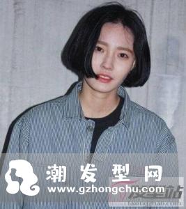 好看的女生黑色短发 不染发照样时尚撩人