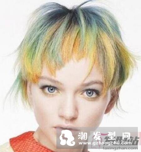 女士沙宣头女生的发质柔软细腻