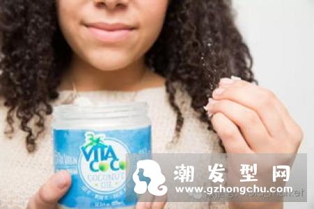卷发筒卷发怎么养护?怎么维持:用慕斯去除过度护发,反而没有办法维持卷度