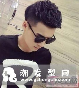 瓜子发型男短发 帅气酷炫显个性