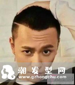 头发两边炸剪什么发型 两边剃短发清爽又酷炫