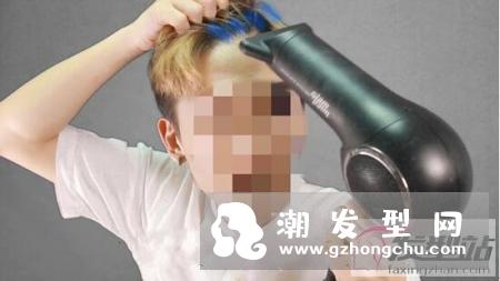 男士发型怎么弄?男生打理头发小技巧就是大白头莫西干