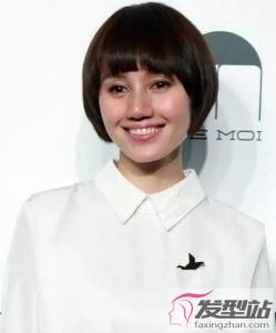 女生西瓜头短发发型 时尚瘦脸年轻好几岁