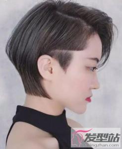 帅气刻痕女生短发 吸睛酷炫展现独特魅力