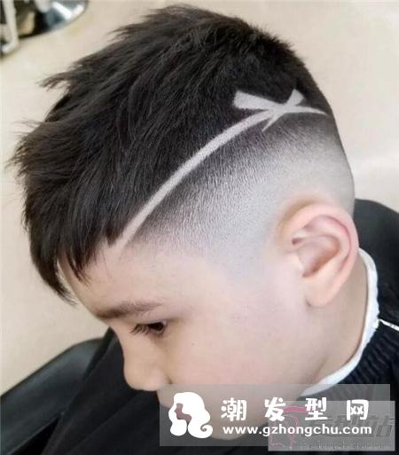 渐变线条雕刻发型 个性型男发型设计