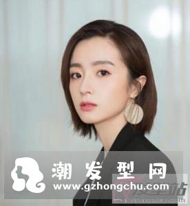流行的女生短发发型 短直发清爽简约又洒脱
