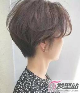 前长后短女生发型 简约自然洋气不落伍