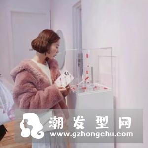 白金浅驼色适合什么肤色 是什么颜色