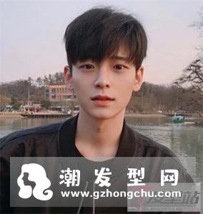 男生盖盖头是什么发型 潮男必备发型帅气满分