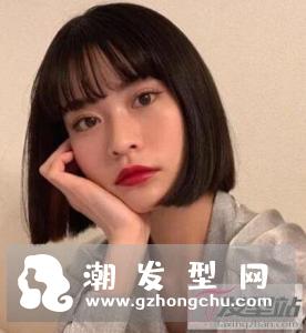 流行的女生短发发型 短直发清爽简约又洒脱