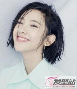 短发女生湿发造型 随性慵懒彰显独特个性
