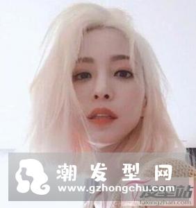 气质女生及肩短发 温柔优雅女人味飙升