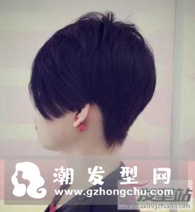 女士时尚镰刀头发型 百搭修颜提升魅力值