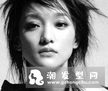 气质女生及肩短发 温柔优雅女人味飙升