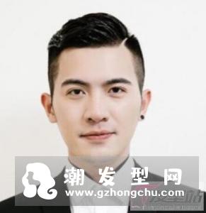 男士侧分油头发型 彰显浓郁绅士男人味