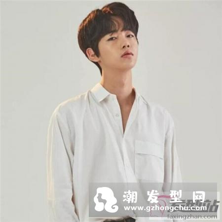 帅气的学生男生发型 初恋感足以俘获一众迷妹