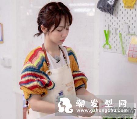 亲爱的热爱的杨紫新发型 短发绝对是最甜美减龄之一