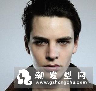 头大男生适合什么短发 短卷发塑造完美头型