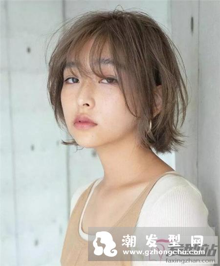 复古原生黑发外翘发型,经典时髦唯美