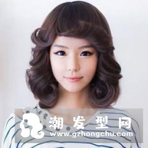 发型师短发范本推荐 不仅修饰发际线还有超显小脸短发卷度
