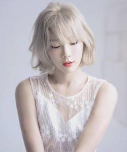 亚麻绿发色在家怎么染 和亚麻闷青的区别