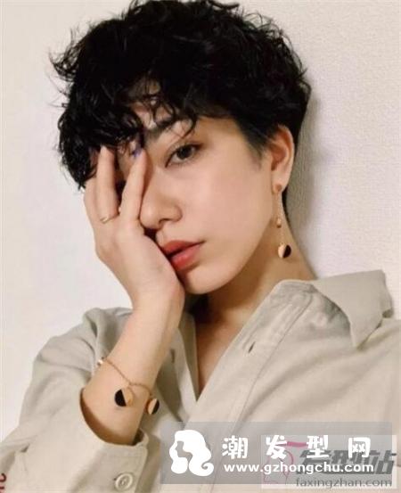 女生超短发发型,超级个性,没有更短,有人敢挑战一下