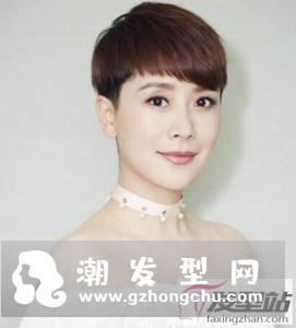 女生帅气露耳短发 干练清爽打造时尚御姐