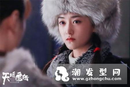 天坑猎鹰王俊凯发型叫什么 张保庆同款纹理烫短发怎么剪
