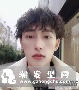 男生菱形脸留什么发型 这几款帅气有型又修颜