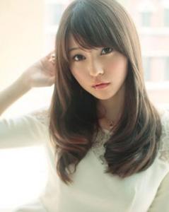 女生齐脖短发发型 洒脱减龄小清新范