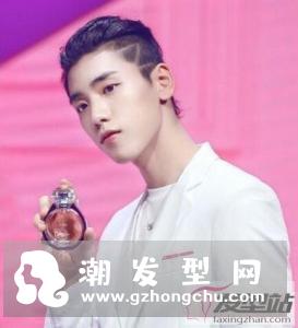 两边铲发型男 干练帅气成最受男生欢迎发型之一