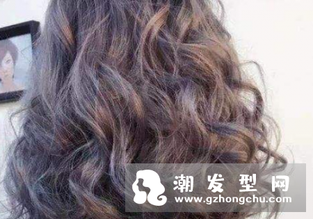 木马烫适合什么年龄 和纹理烫哪个好