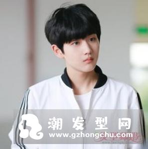 不烫不染的自然短发 简约中不乏小清新范