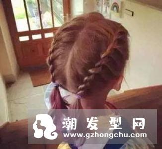 复古原生黑发外翘发型,经典时髦唯美