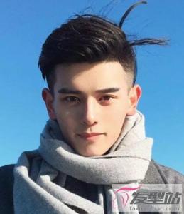 男生底削发型怎么剪 铲青设计清爽酷炫