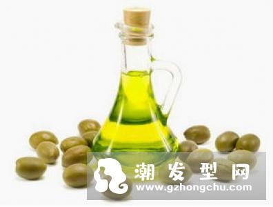 橄榄油按摩头皮会油吗 洗掉和不洗掉的方法