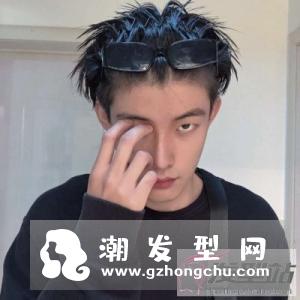 年轻小哥哥们适合剪什么发型 超帅气发型立马变男神